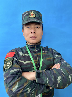 李猛